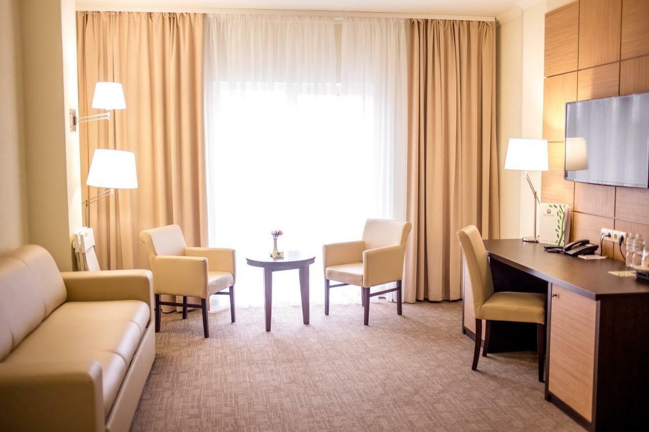 Green Park Hotel & Spa トラスコヴェッツ エクステリア 写真
