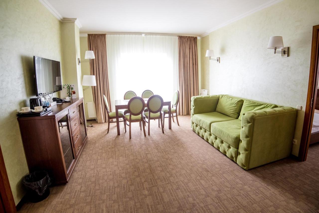 Green Park Hotel & Spa トラスコヴェッツ エクステリア 写真